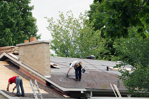 Best Emergency Roof Repair  in Milwaukee, WI